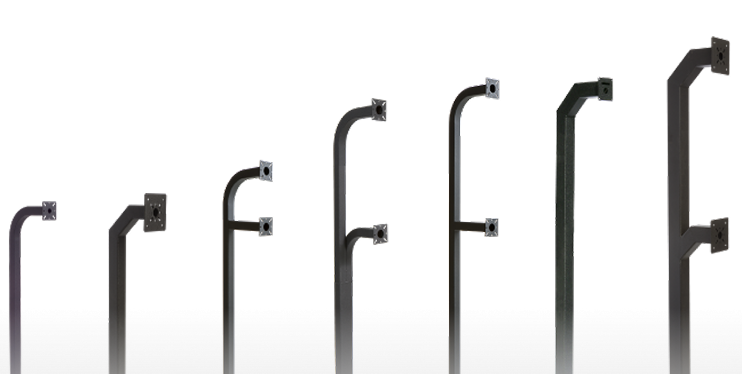 Row of truck height gooseneck pedestals